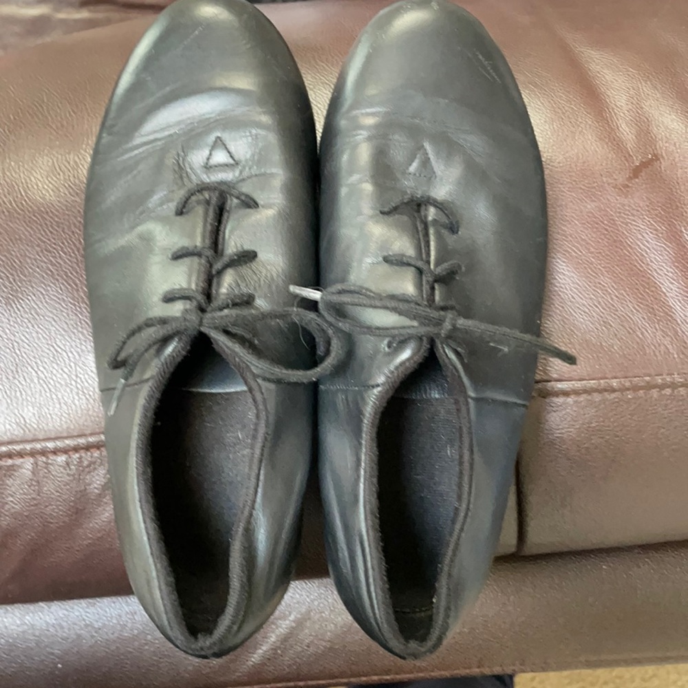 Block Tap Shoes